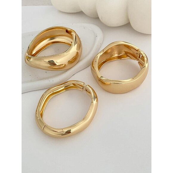 Bold Chunky Gold Bangles Set - Stackable Irregular Cuff Bracelets for Women - Picture 5 of 6